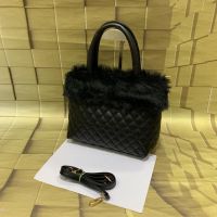 Criss Cross Pattern Stylish Bag With Furr