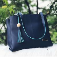Luxury Triple Partition Inner Lining Handbag