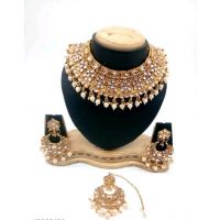 Diva Unique Kundan Jewellery Sets