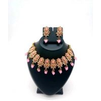 Elite Classic Graceful Kundan Jewellery Sets