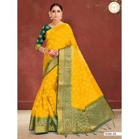 Kalakriti Silk Women Woven Green Saree