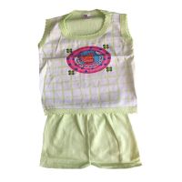 Newborn Sleeveless T-Shirt with Front Patch and Short Set (0-6 Months)