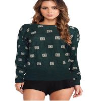 Sensational Green Women Round Neck Knitted Sweater