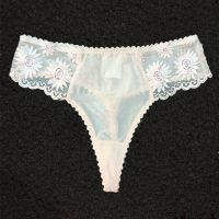 Sexy Floral Embroidered Lace Trim Thong