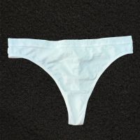 DIM Soft & Sexy White Best Fitted Thong